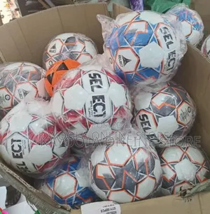 Select Brilliant Super Soccer Balls