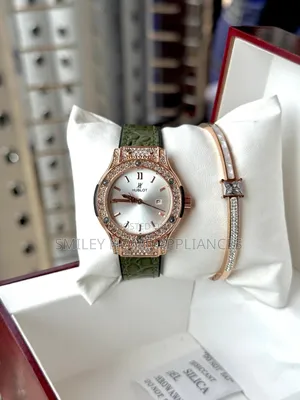 Brand New Hublot Women's Original Fancy Wrist Time Piece With Bracelet
