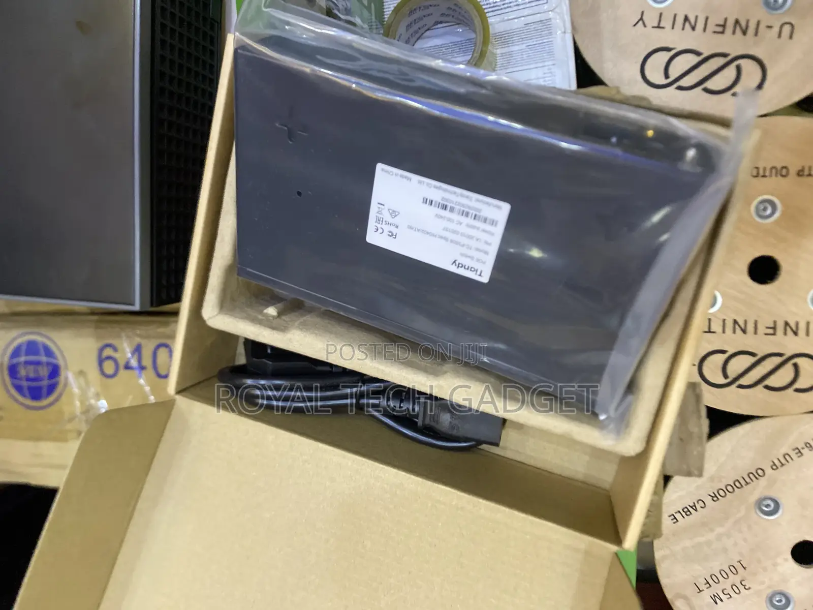 Poe Switch 4 Port 2sfp Ports Tiandy