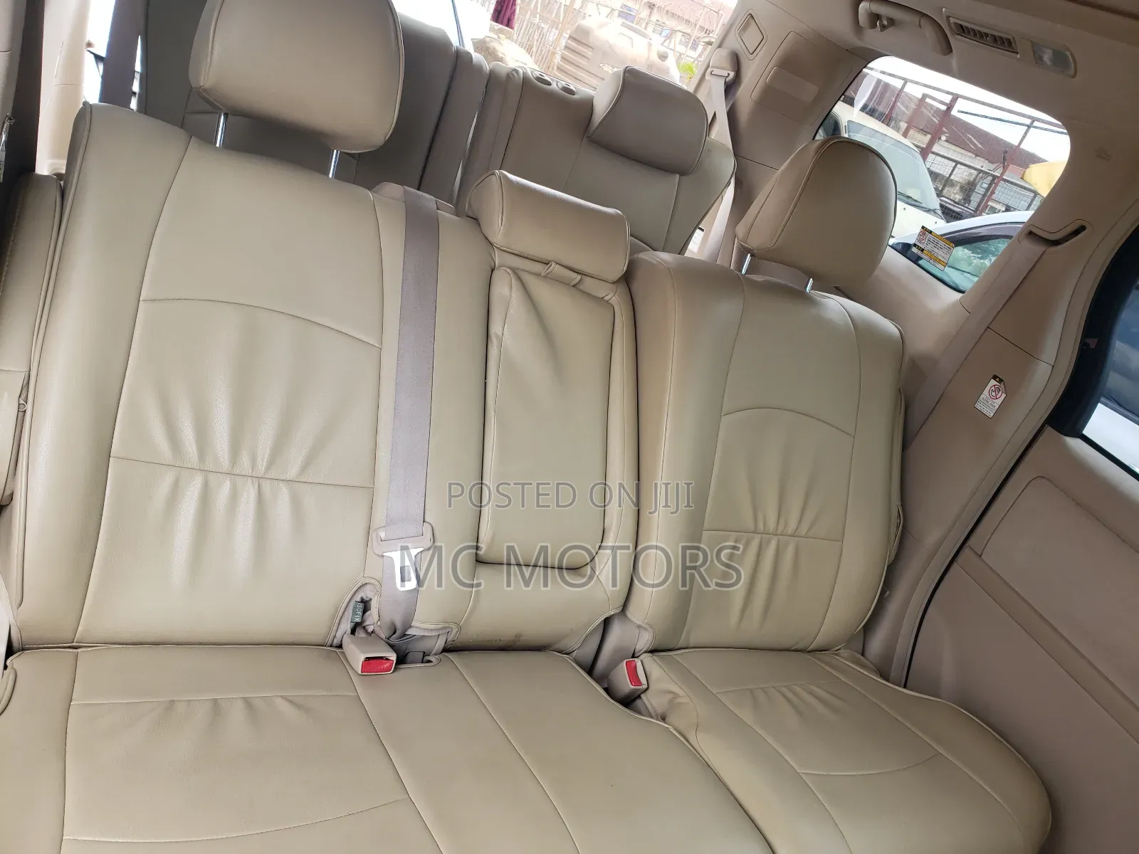 Toyota Alphard 2011 White