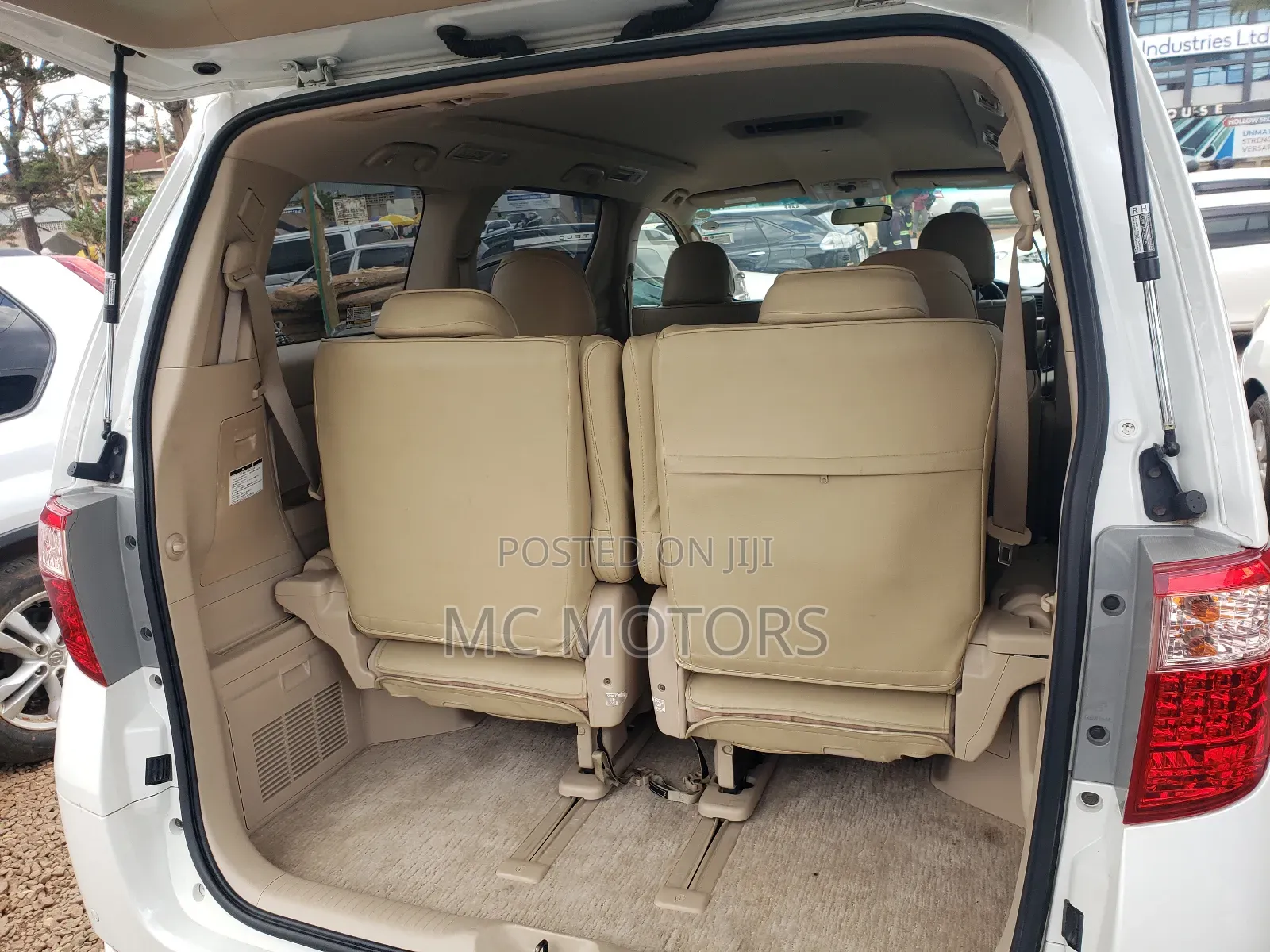 Toyota Alphard 2011 White