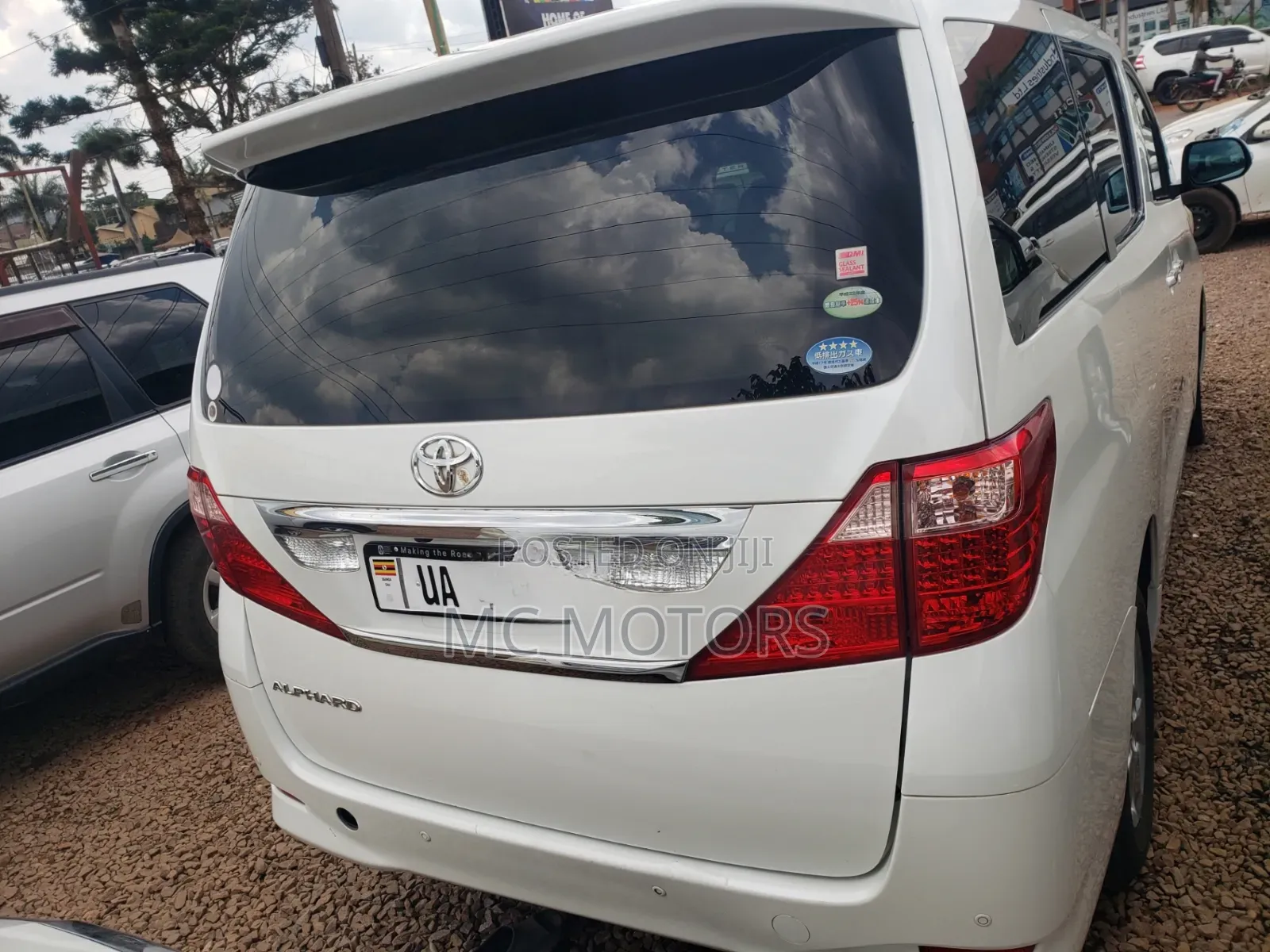 Toyota Alphard 2011 White
