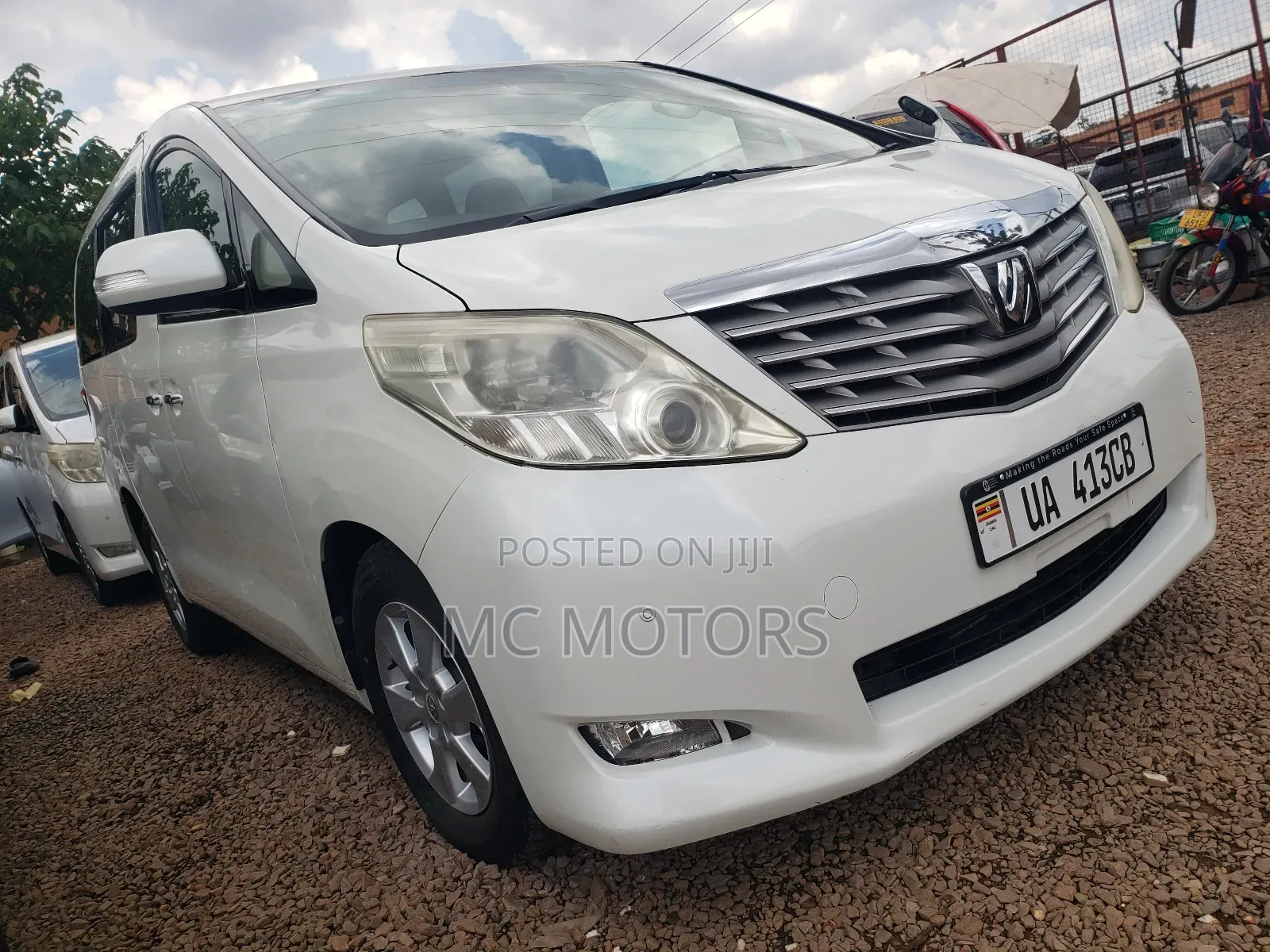 Toyota Alphard 2011 White