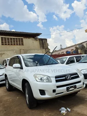 Toyota RAV4 2012 White