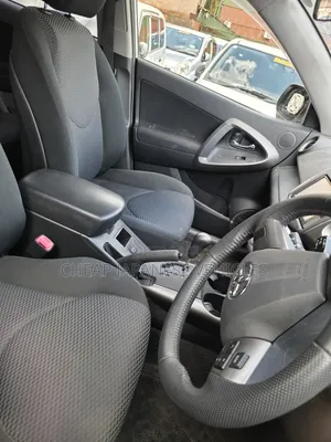 Toyota RAV4 2012 White
