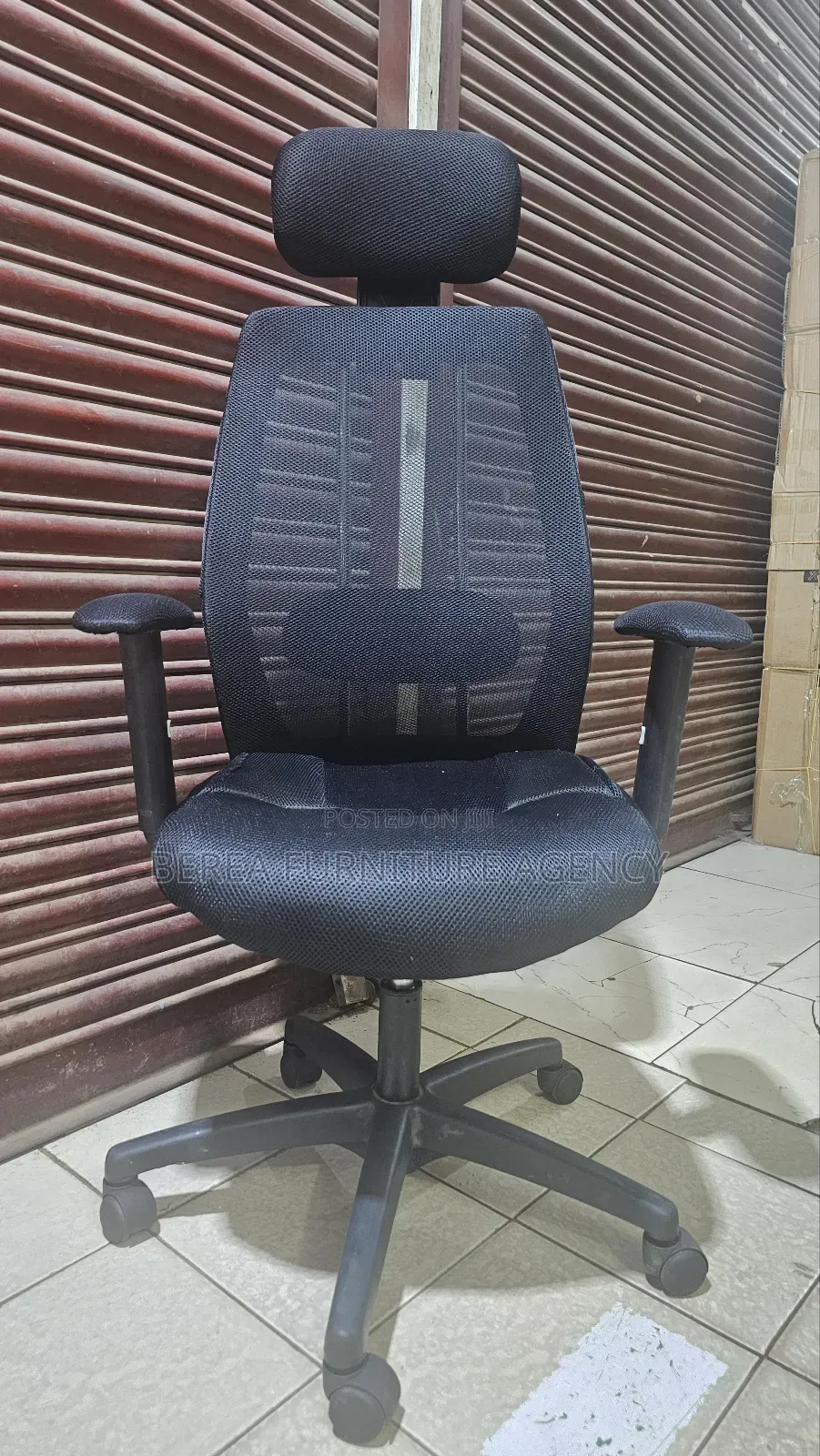 Black Mesh Seat With Headrest