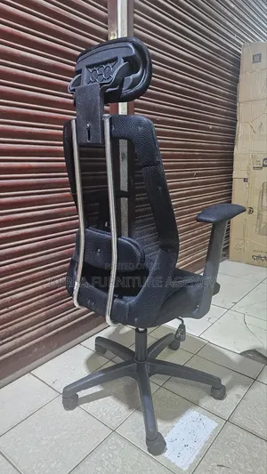 Black Mesh Seat With Headrest