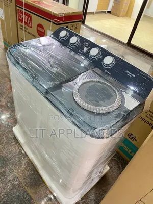 Hisense 10kg Twin Tub Washing Machine .