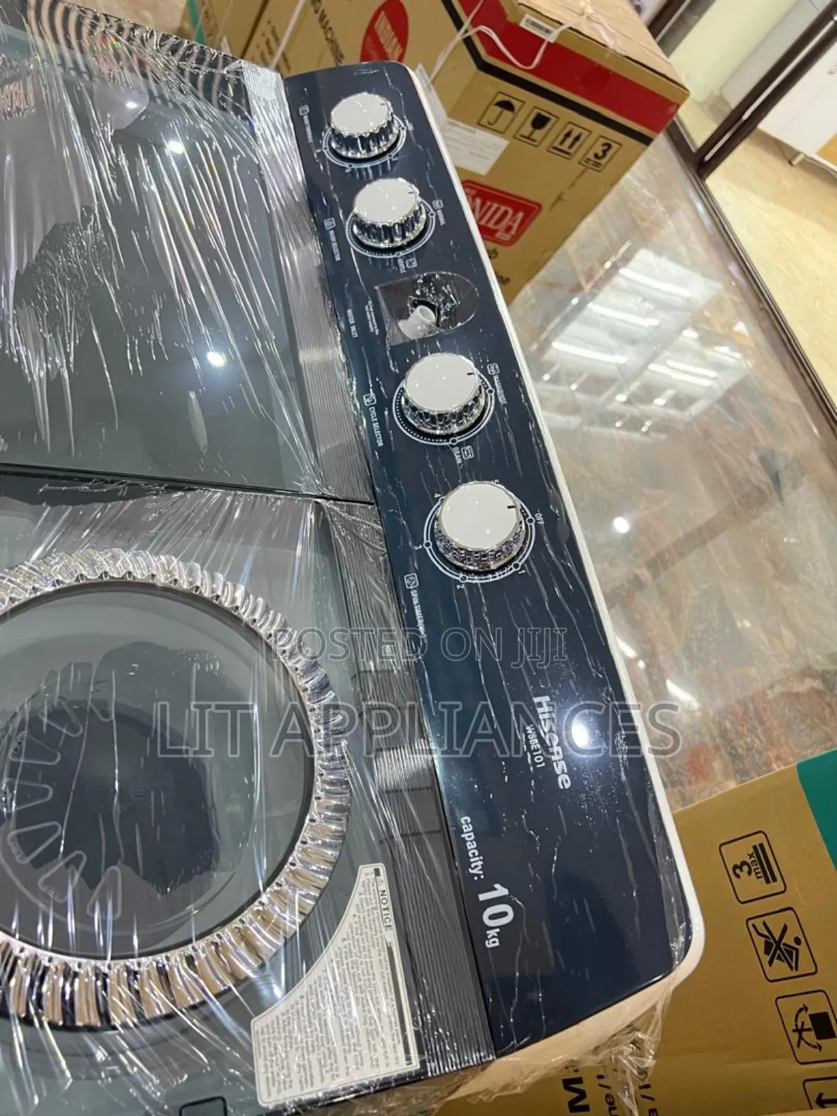Hisense 10kg Twin Tub Washing Machine .