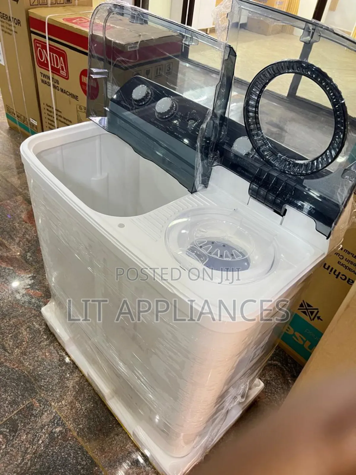 Hisense 10kg Twin Tub Washing Machine .