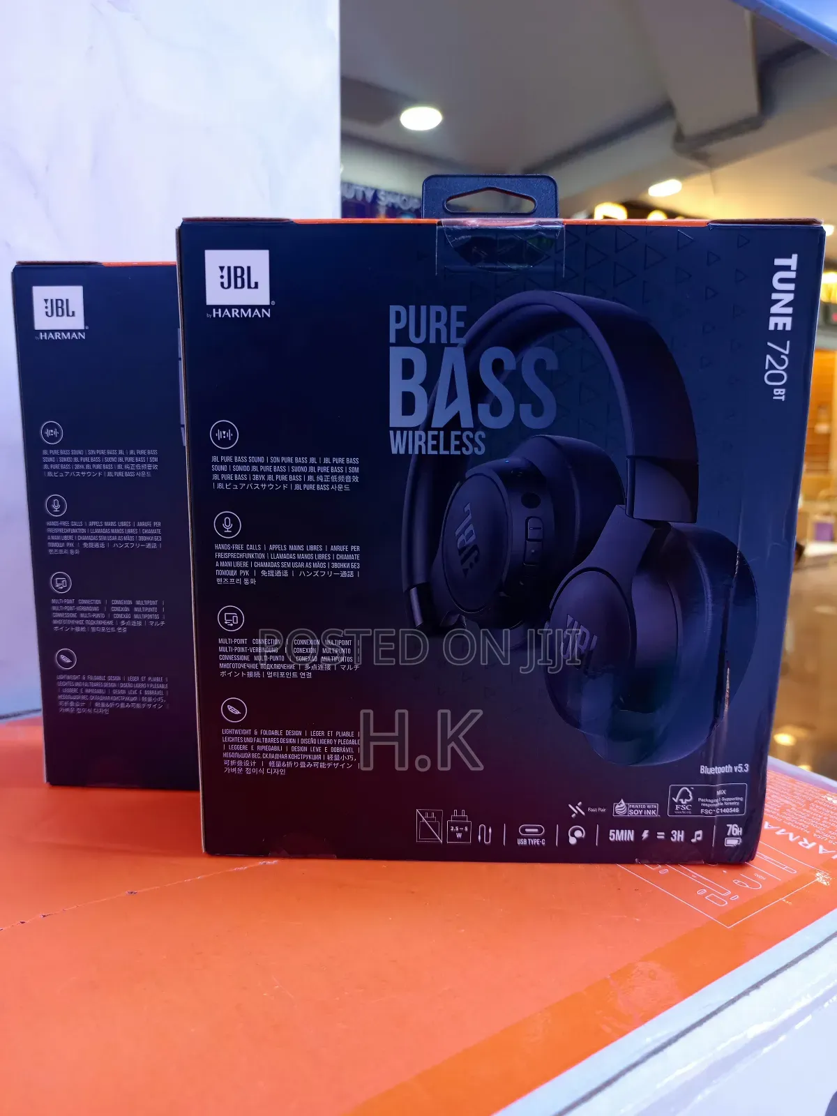 Jbl Tune 720bt Wireless Over-ear Headphones.