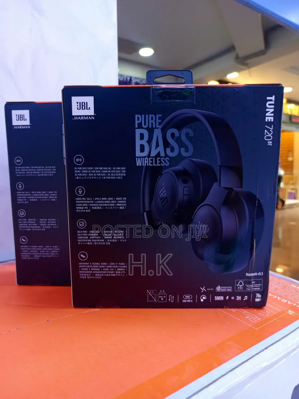 Jbl Tune 720bt Wireless Over-ear Headphones.