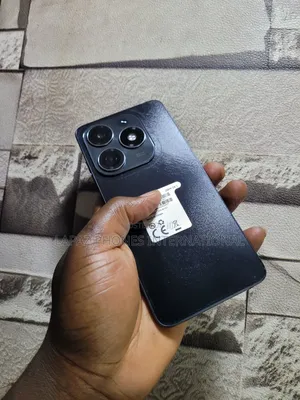 Tecno Spark 20 256 GB Black