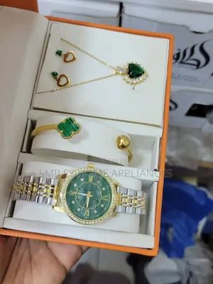 Rolex Women's Authentic Analog Wrist Time Piece Gift Box With Bracelet