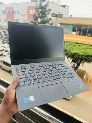 Laptop Lenovo Thinkpad T14s Gen 2 16GB Intel Core I5 SSD 512GB