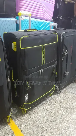 Black 4wheels Extra Large Suitcase