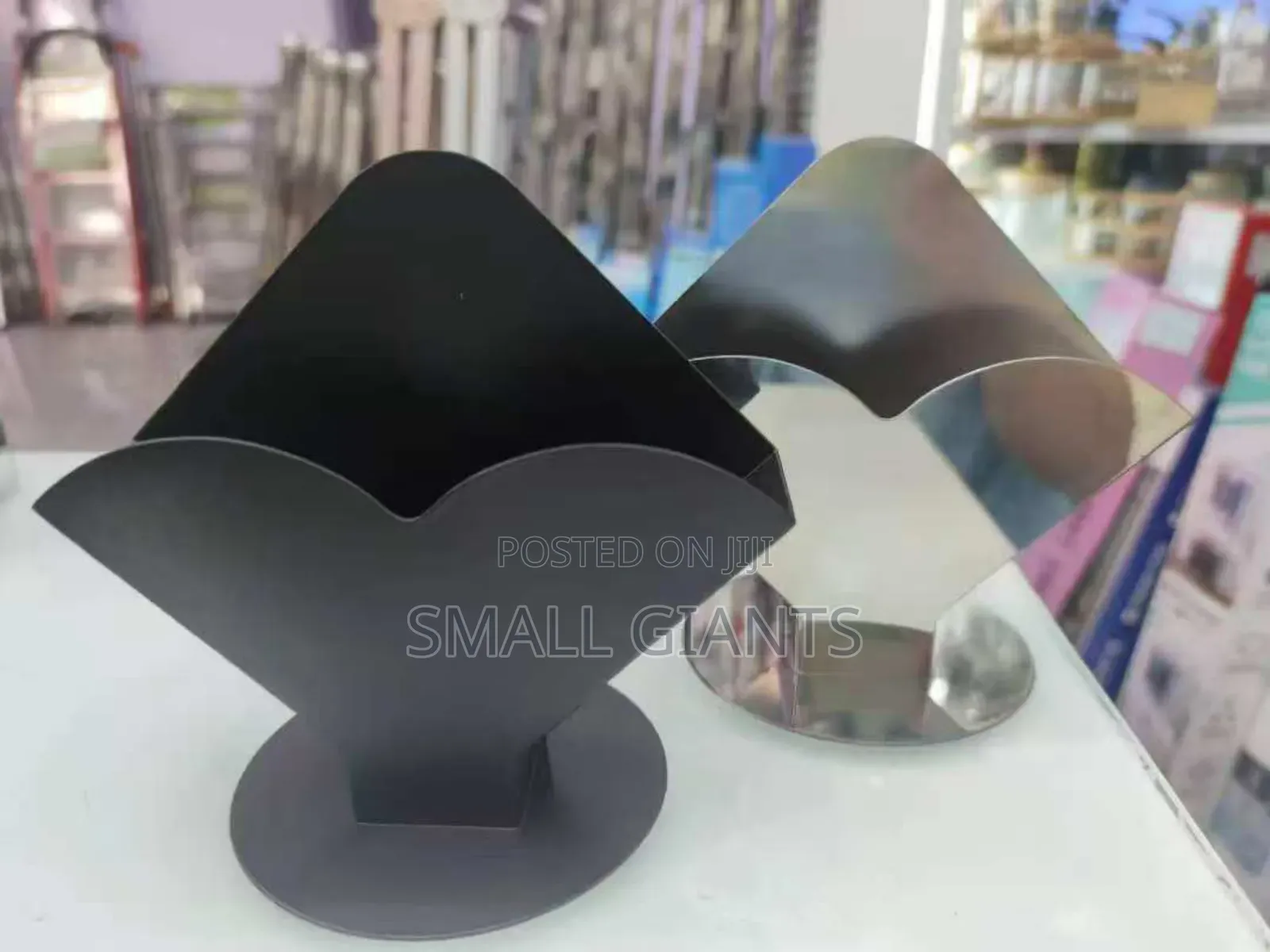 Iron Heart Design Metallic Napkins Holder
