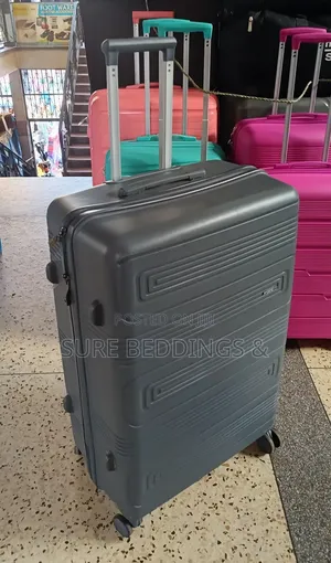Vega Big Size Suitcase