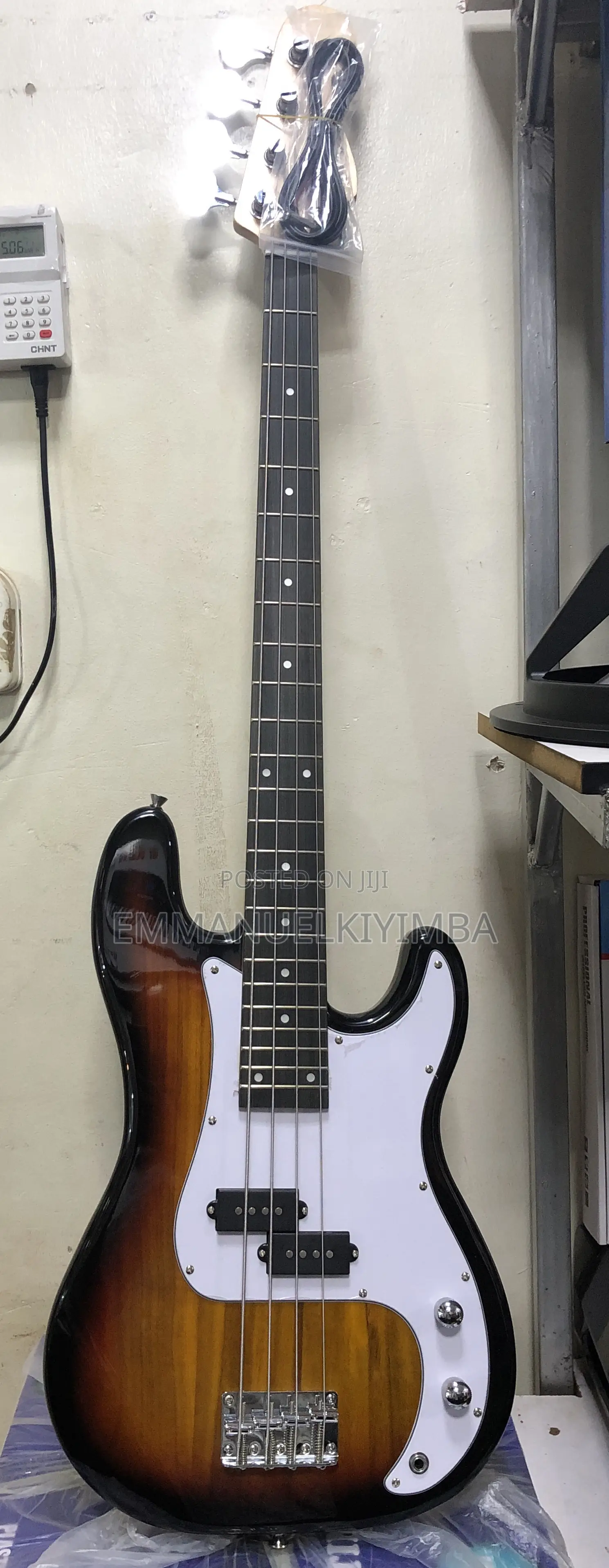 Margical Bass Guitar 4sp