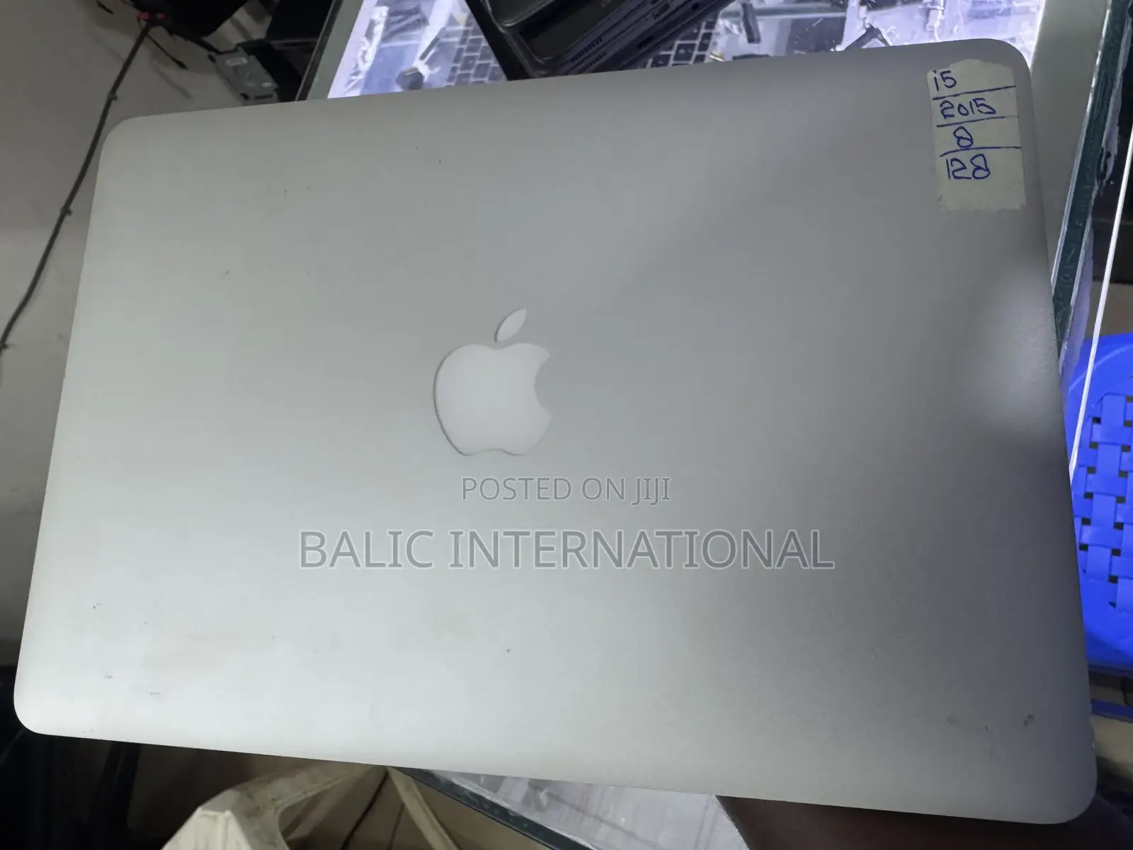 Laptop Apple MacBook Pro 2015 8GB Intel Core I5 SSD 256GB