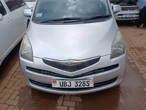 Toyota Ractis 2007 Silver