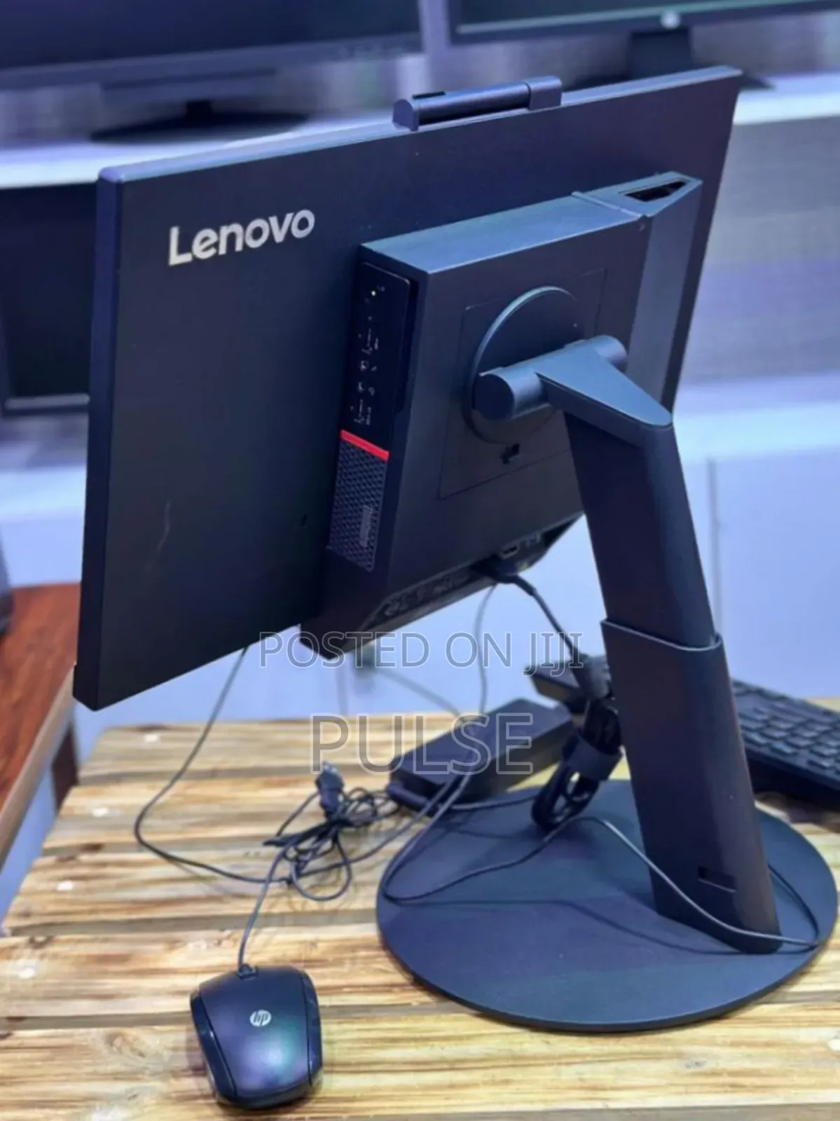 Desktop Computer Lenovo 8GB Intel Core i5 SSD 256GB