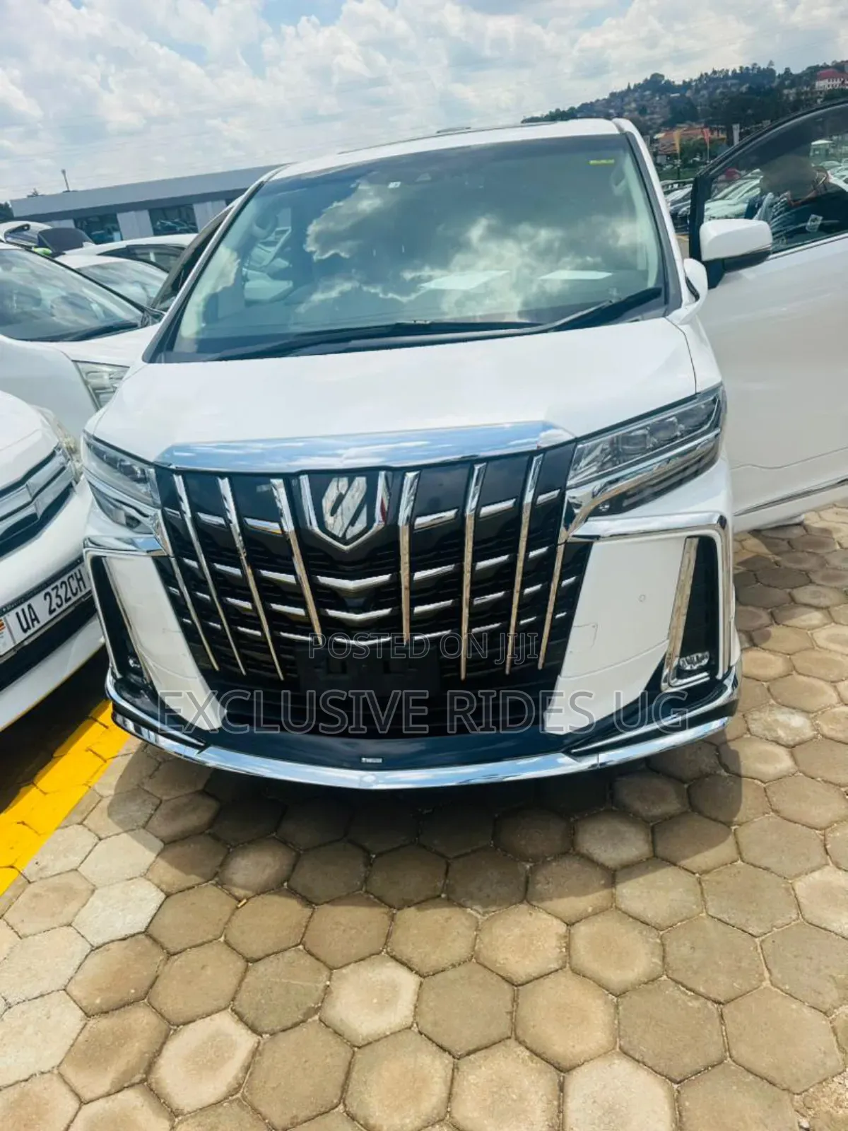 Toyota Alphard 2021 White