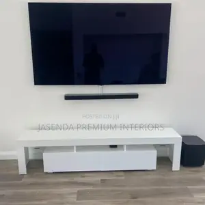 Tv Stand/Tv Standz/Tv Stands/Tv Stand2/Classic Furniture