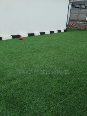 Artificial Green Tuff Per Squaremeter