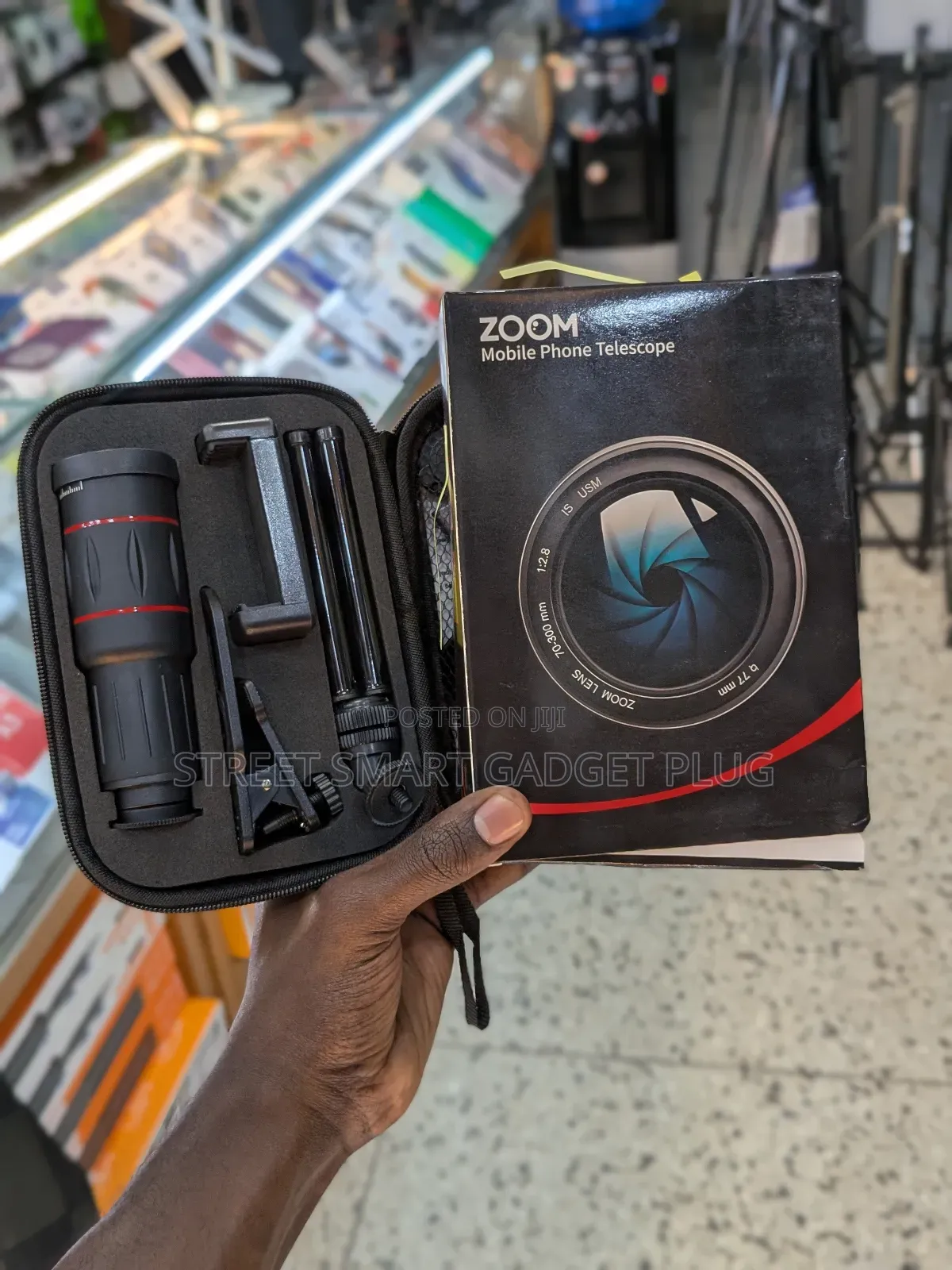 Zoom Mobile Telescope