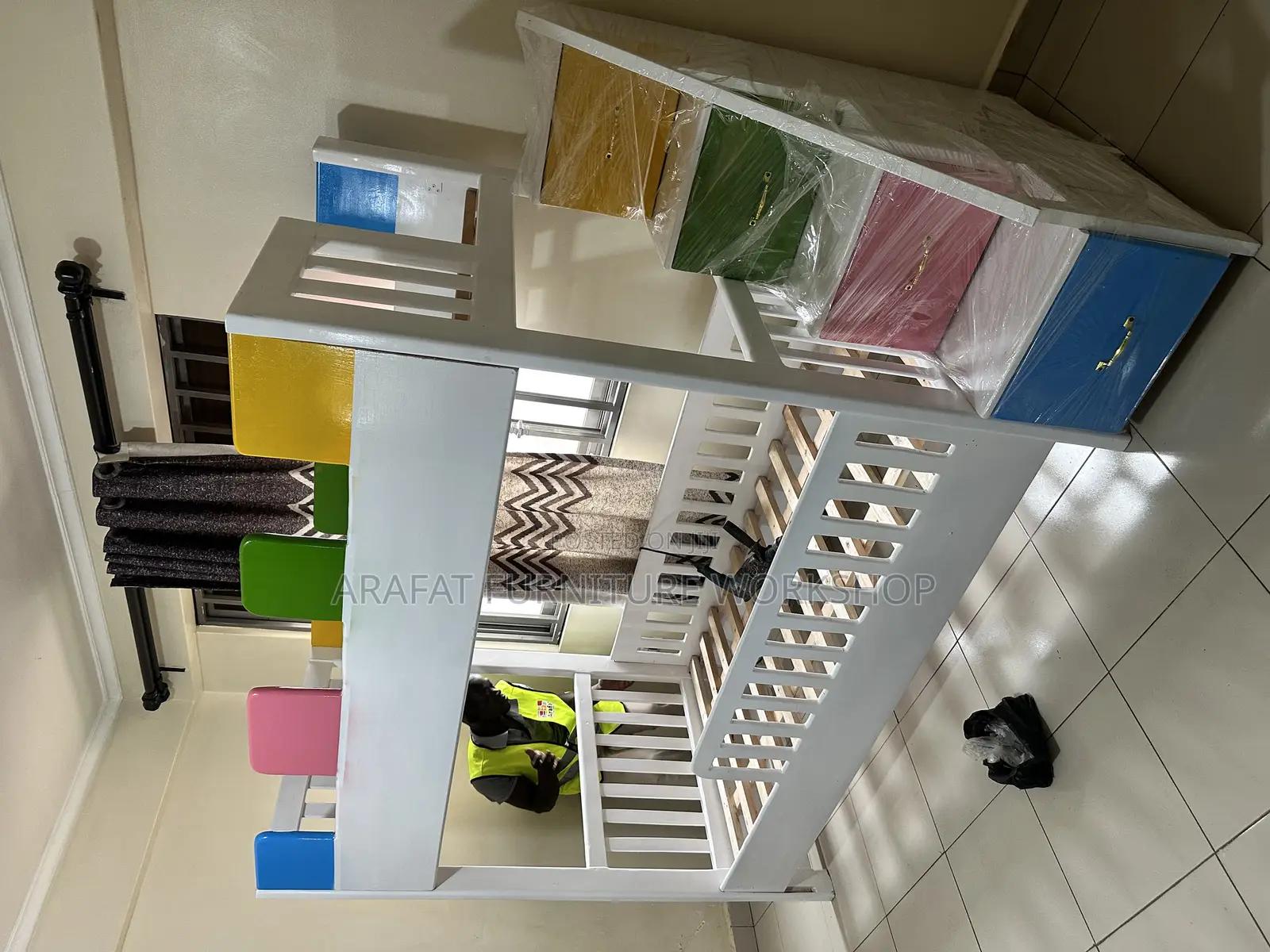 Solid Modern Kids Bunk Bed