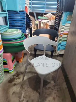 Stackable and Stylish Plastic Chairs Plastic Chairs