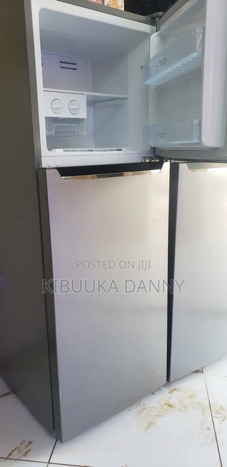Hisence Fridge 295l