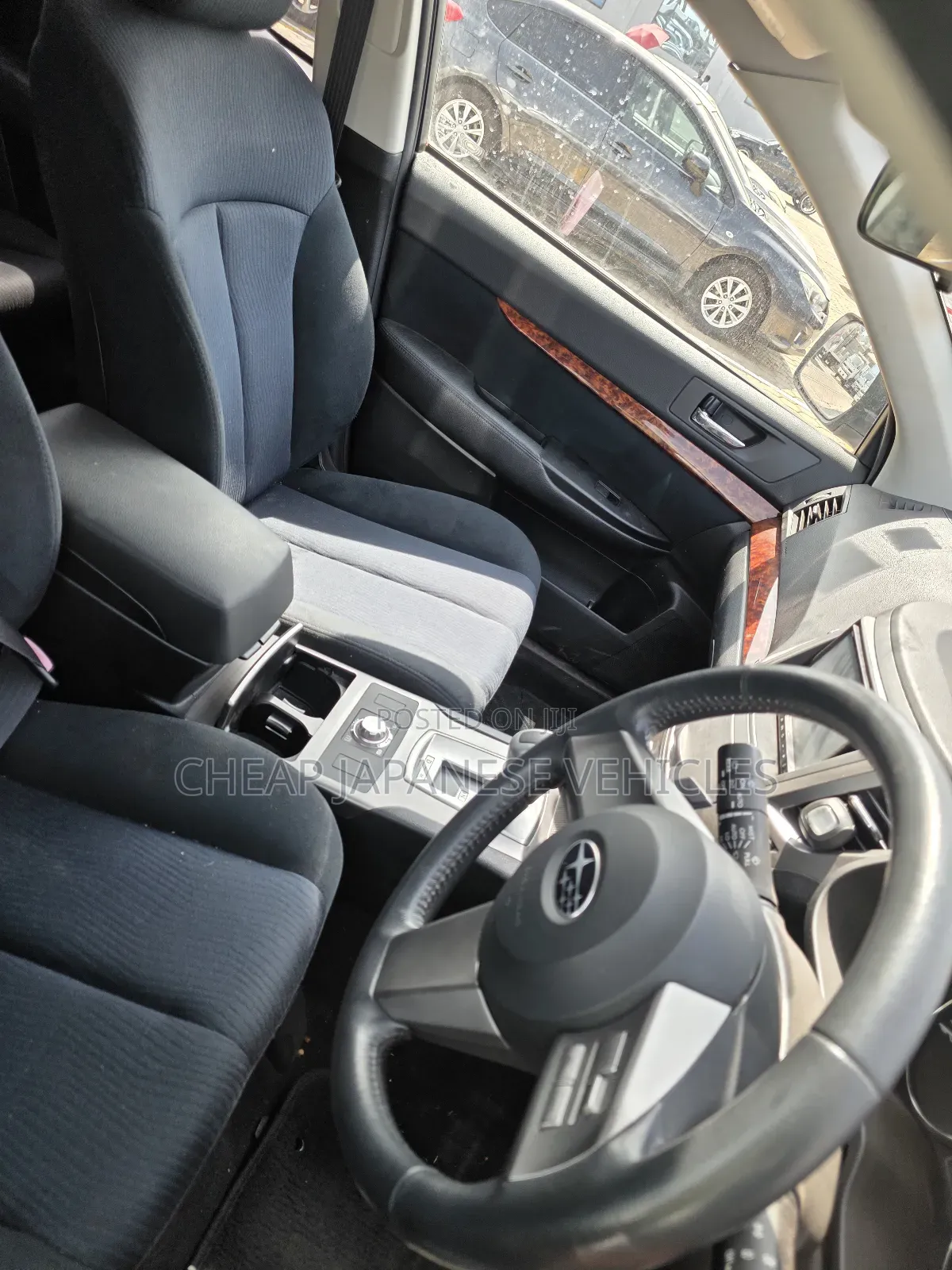 Subaru Outback 2.5i Limited 2011 Gray