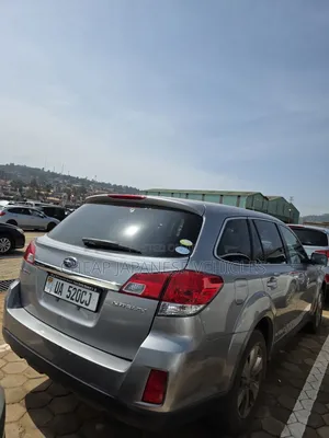 Subaru Outback 2.5i Limited 2011 Gray