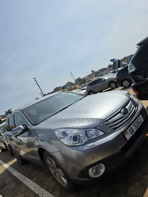 Subaru Outback 2.5i Limited 2011 Gray