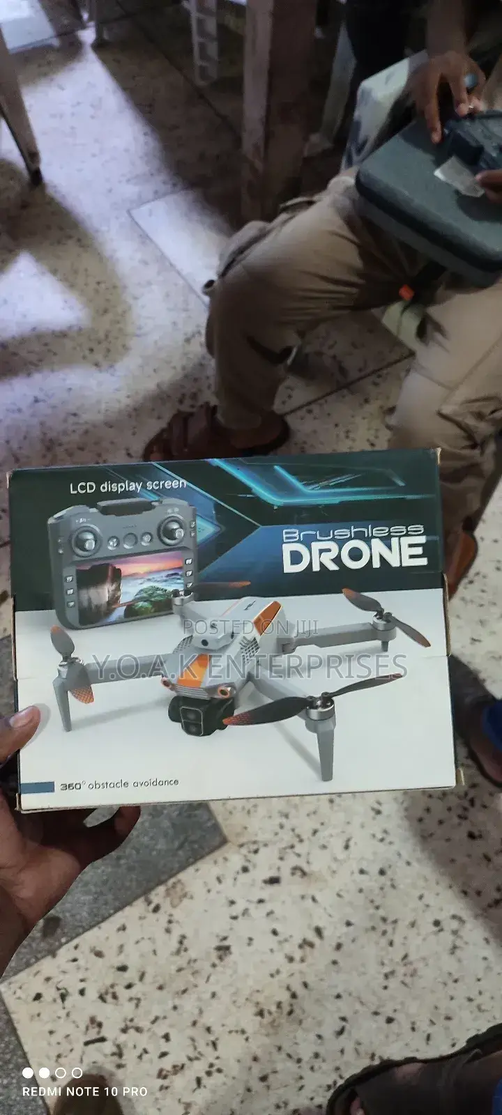 Brightake Drone With an Integrated Screen Remote Control
