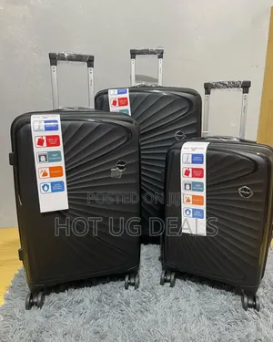 Aset Of 3 Pieces Large Medium Small Size 4 Wheel Suitcase