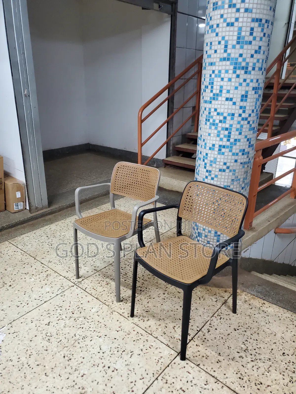 Relaxing Plastic Chairs Plastic Chairs