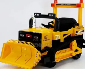 Childrens 12v Battery Powered Sit-on Bulldozer With Scoop