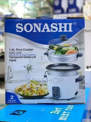 Rice Cooker With a Steam Tray