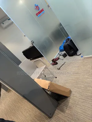 Brown Office Woolen Tile Floor Carpets