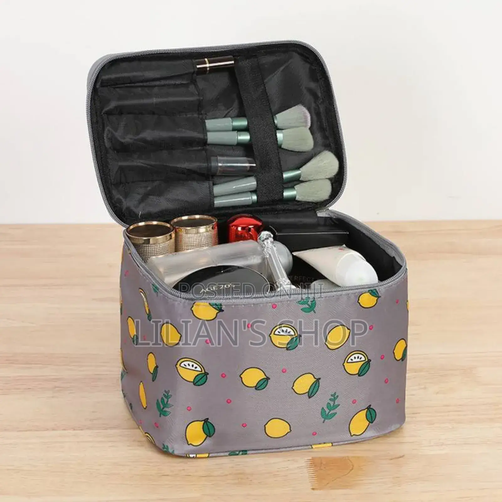 New Waterproof Make Up And Cosmetics Travel Storage Bag