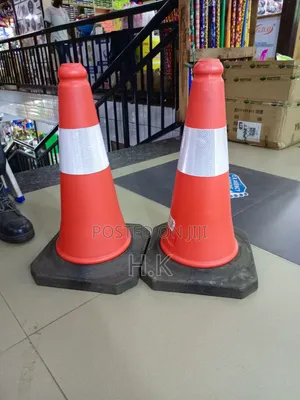 Traffic Cones Med