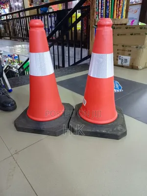 Traffic Cones Med