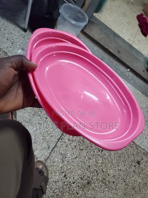 Plastic Oval Plates 12pcs Mukwano