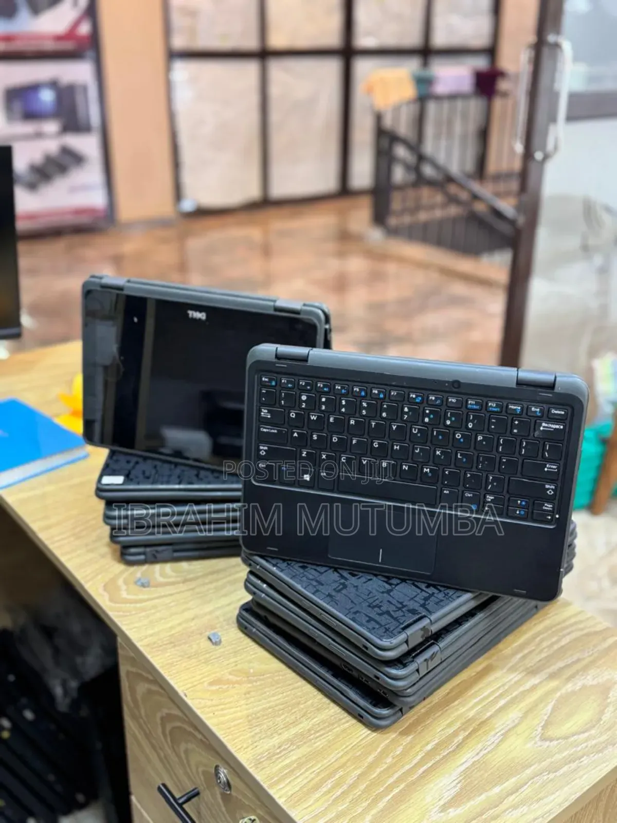 Laptop Dell Latitude 3189 8GB Intel Celeron SSD 256GB