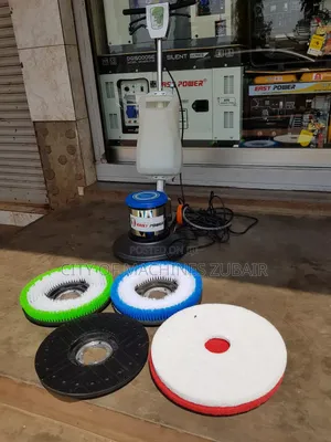 Floor Scrubbing Machine
