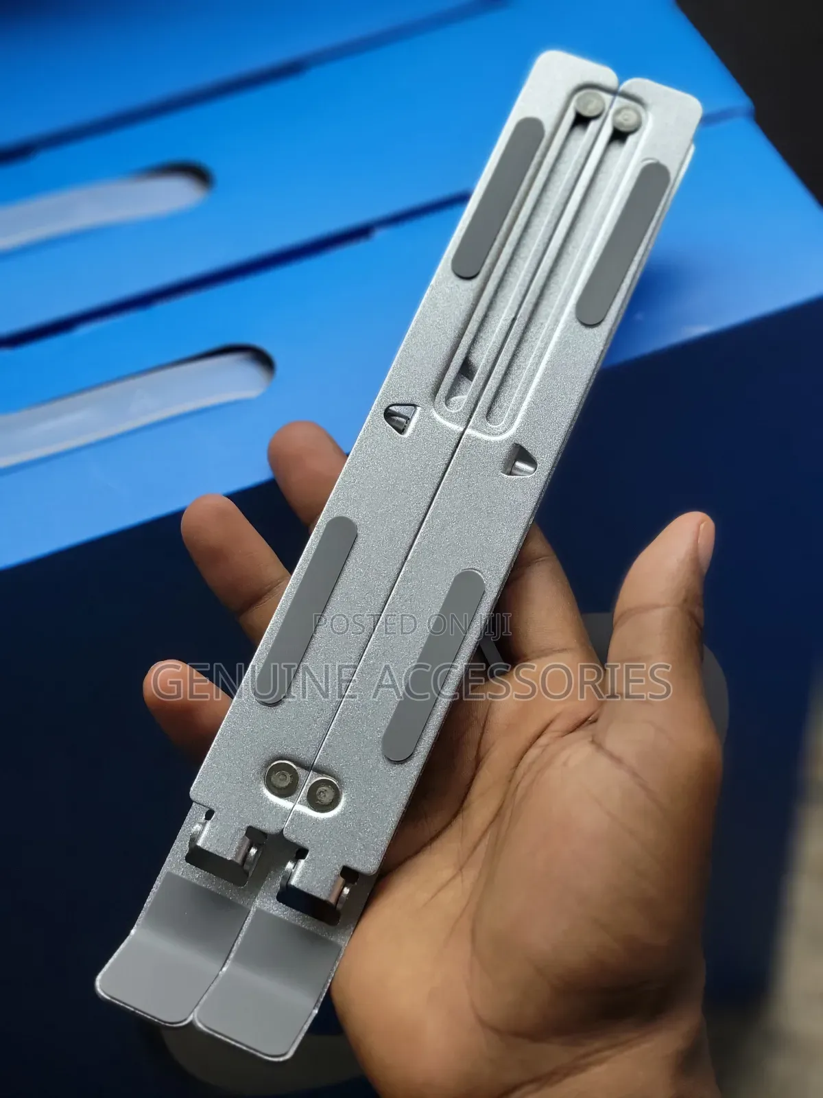 Foldable Laptop Stand