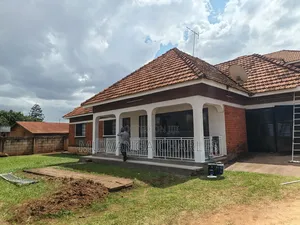 4bdrm Bungalow in Fs Properties Ltd, Nakawa for rent